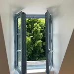 2 Entierement Renove Avec Parking Au Calme En Etant A Deux Pas Des Commerces Et Restaurants Апартаменты Ортез